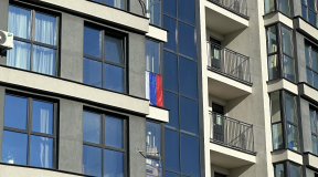 «Это он украинским дронам дает понять, куда лететь?»